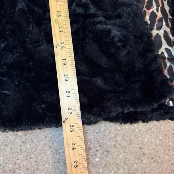 Betsey Johnson Shaggy Faux Fur Black Vest Large Festive Rockstar Y2K Retro Party - Picture 3 of 7